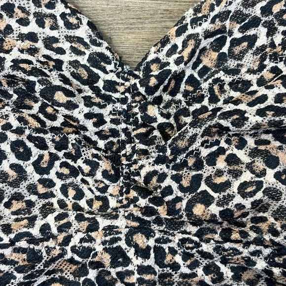 Victoria’s Secret PINK Leopard Print Lace Bralette, size Large - Picture 3 of 8